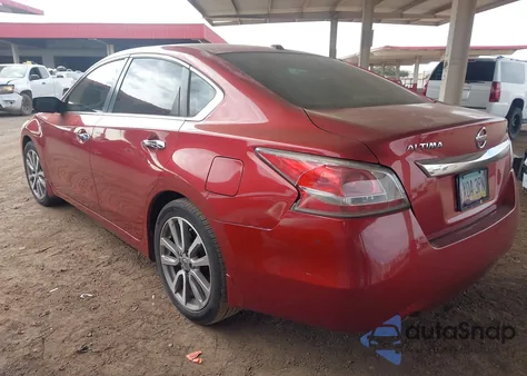 2015 Nissan Altima 2.5 S из США, поврежденный, VIN 1N4AL3AP0FC277365